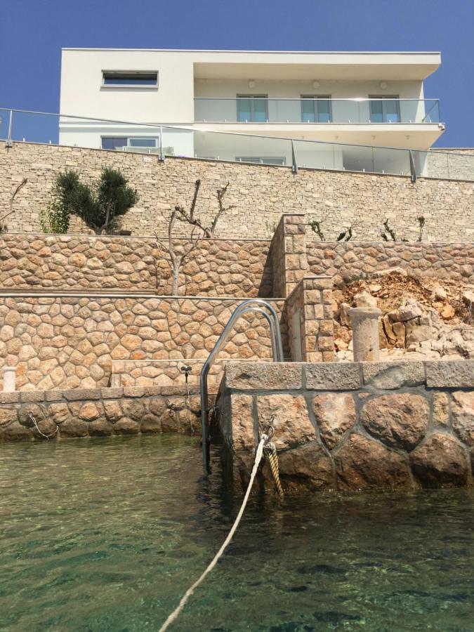 Villa Basthel Direct Aan Zee ,Verwarmd Zwembad En Sauna Barić Draga المظهر الخارجي الصورة